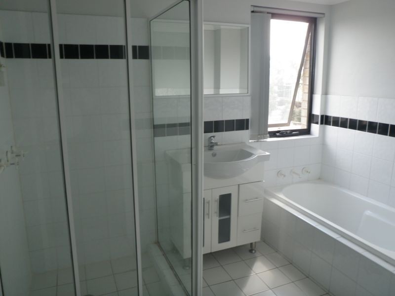 8/32 Fourth Avenue, Blacktown NSW 2148