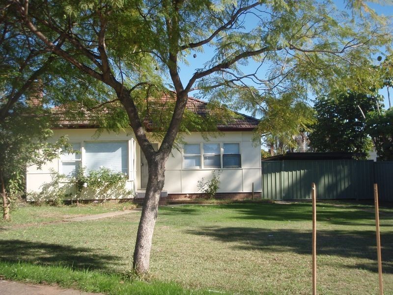 16 doonside Road, Doonside NSW 2767