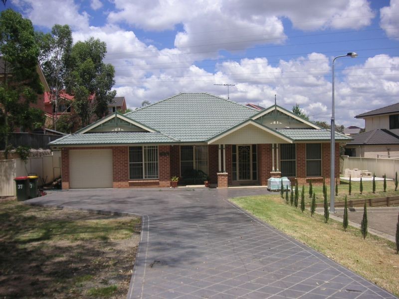 37 huntley Drive, Blacktown NSW 2148