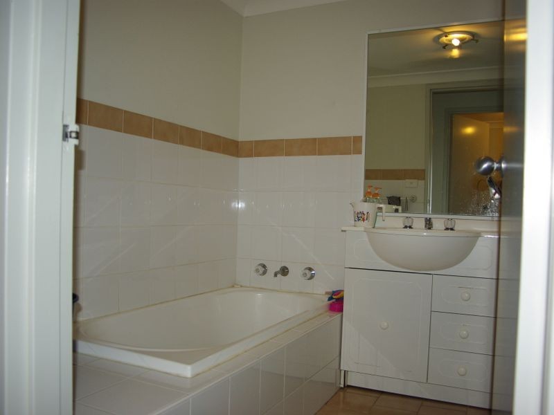 5/2-4 Fourth Avenue, Blacktown NSW 2148