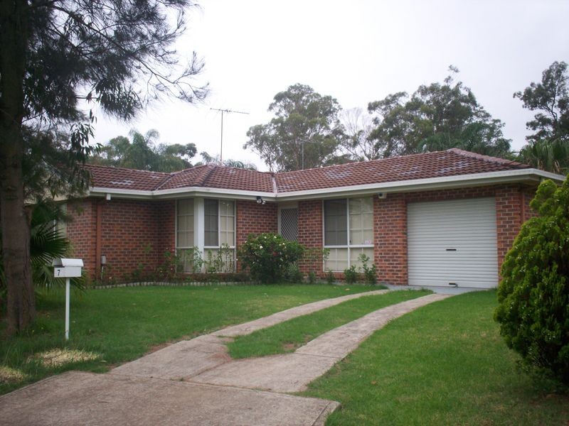 7 Batten Place, Doonside NSW 2767