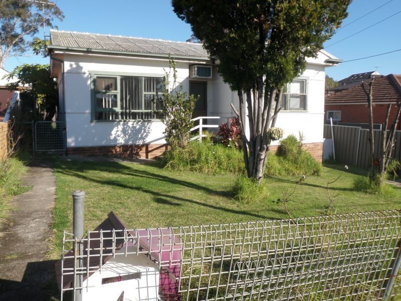 4 Bowral Road, Blacktown NSW 2148