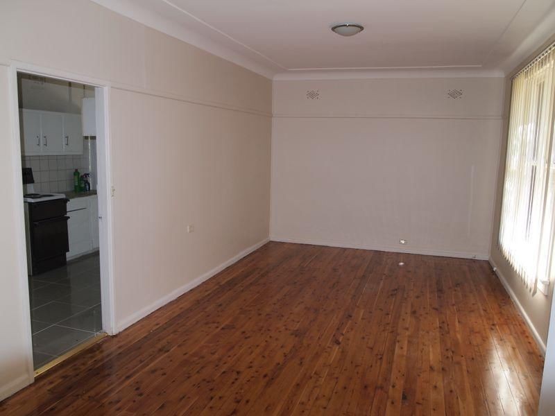 18 Gladys Crescent, Seven Hills NSW 2147