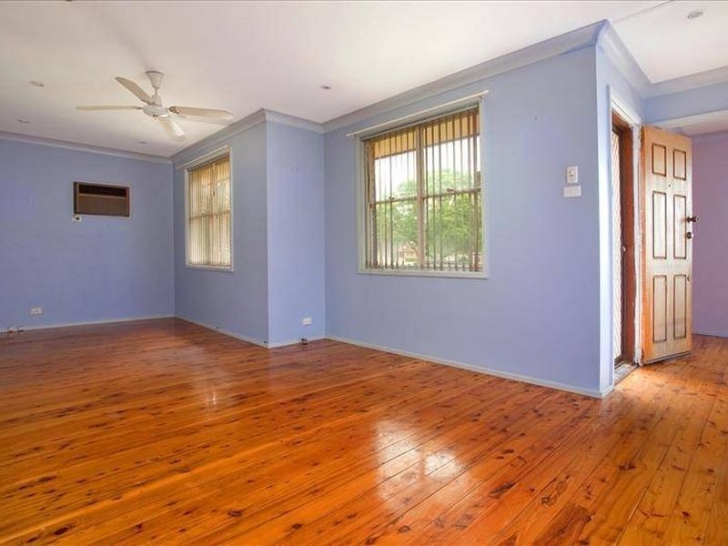 77 Kolodong Drive, Quakers Hill NSW 2763