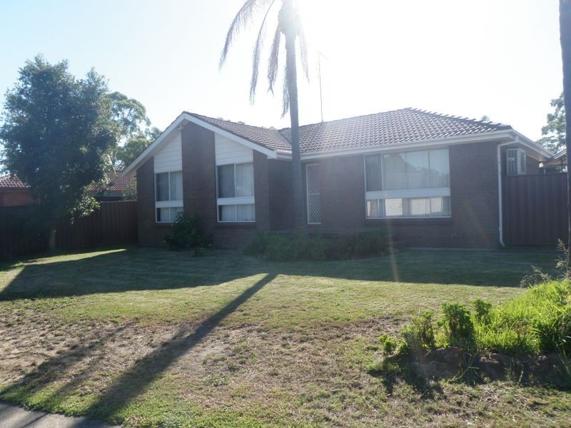 4 Lobelia Crescent, Quakers Hill NSW 2763