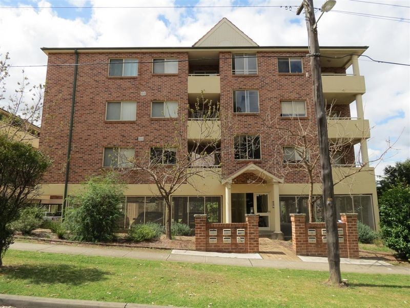 25/11 Oxford Street, Blacktown NSW 2148