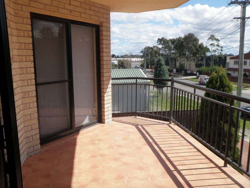 1/32 Fourth Avenue, Blacktown NSW 2148