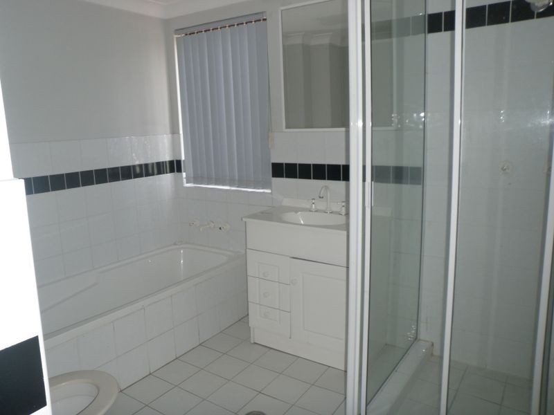 1/32 Fourth Avenue, Blacktown NSW 2148