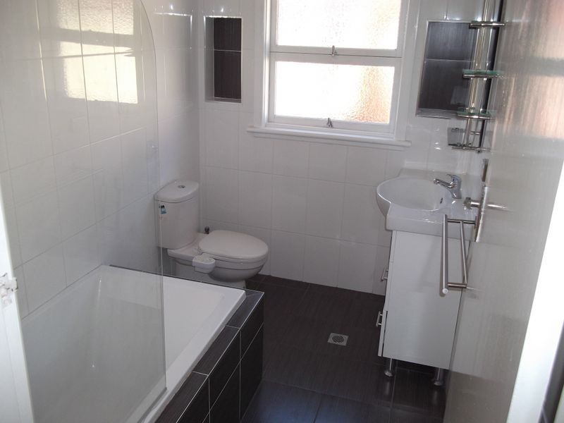 8 Hilltop Avenue, Blacktown NSW 2148