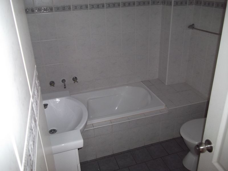 2/30-32 Fifth Avenue, Blacktown NSW 2148