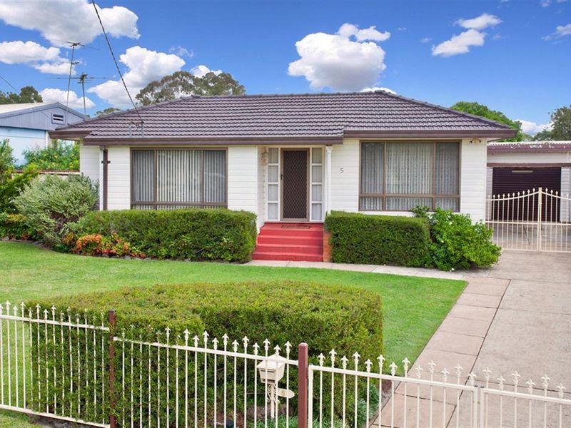 5 Byrne Blvd, Marayong NSW 2148