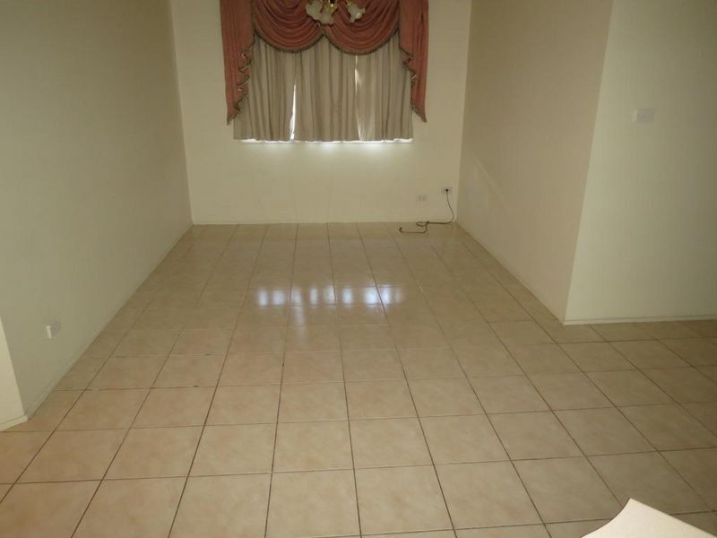 8A Edgeware Road, Prospect NSW 2148