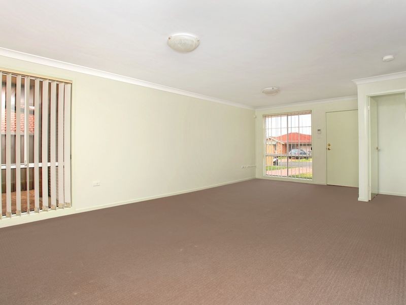 18 Glenview Grove, Glendenning NSW 2761