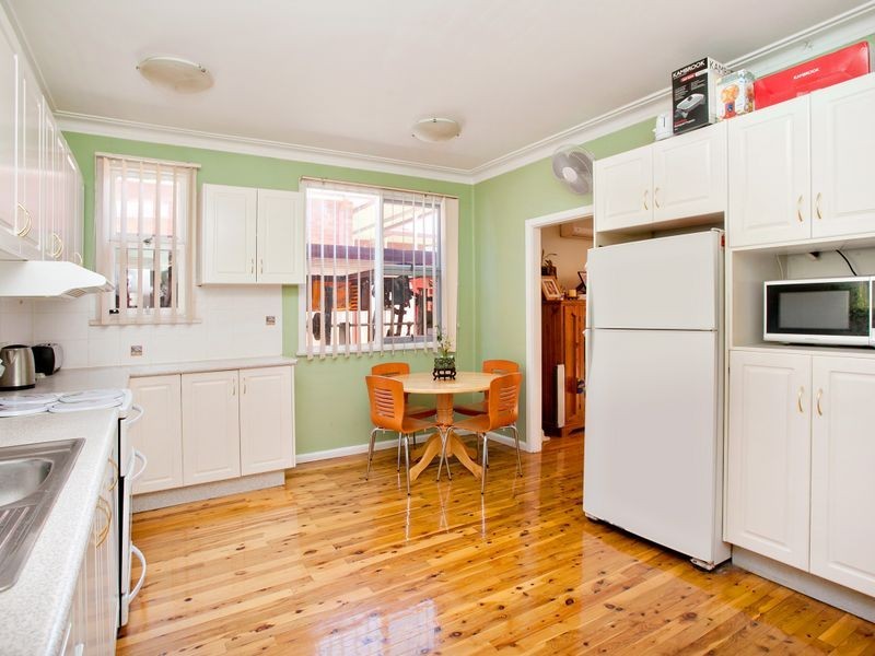 28 Craig Street, Blacktown NSW 2148