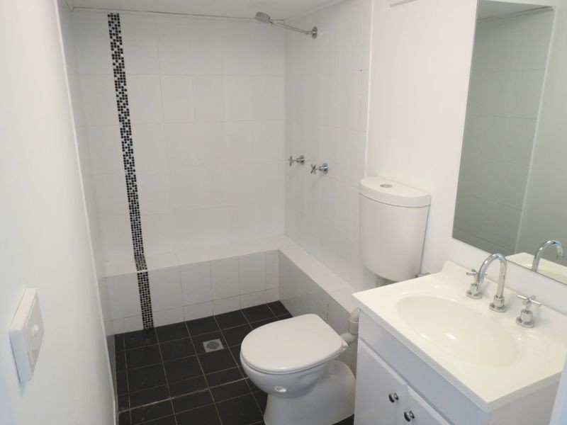 208 Madagascar Drive, Kings Park NSW 2148