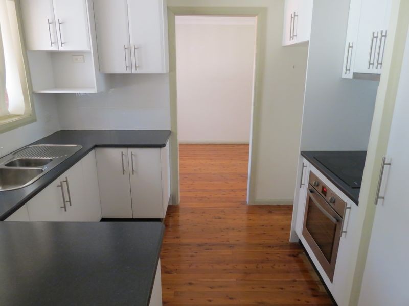 208 Madagascar Drive, Kings Park NSW 2148