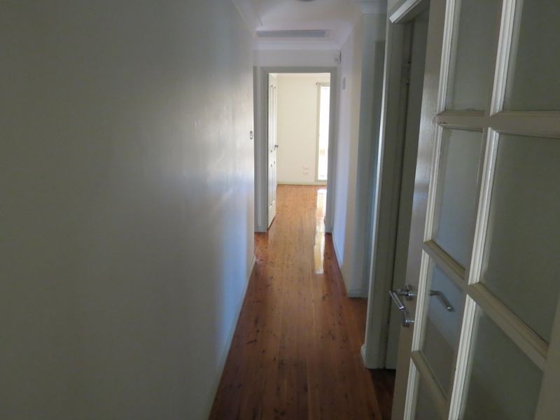 208 Madagascar Drive, Kings Park NSW 2148