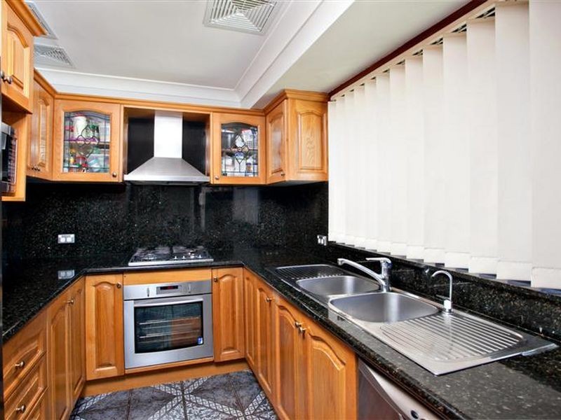 9 Upwey Street, Prospect NSW 2148