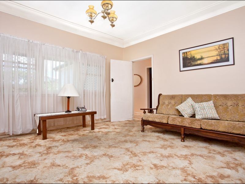 10 Burrell Parade, Blacktown NSW 2148