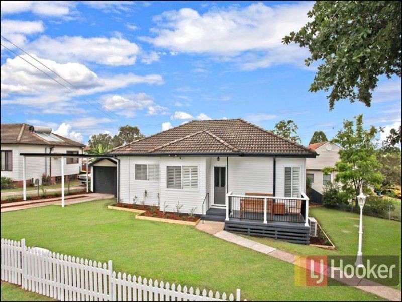 2 Yuruga Avenue, Doonside NSW 2767