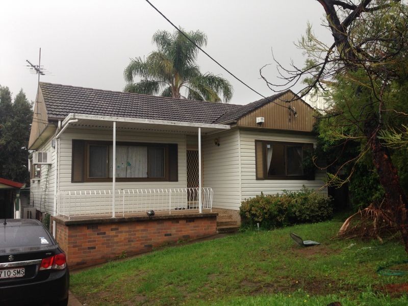 8 Yvonne Street, Seven Hills NSW 2147