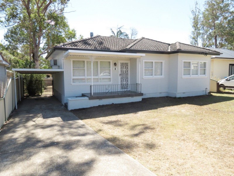 8 Girra Road, Blacktown NSW 2148