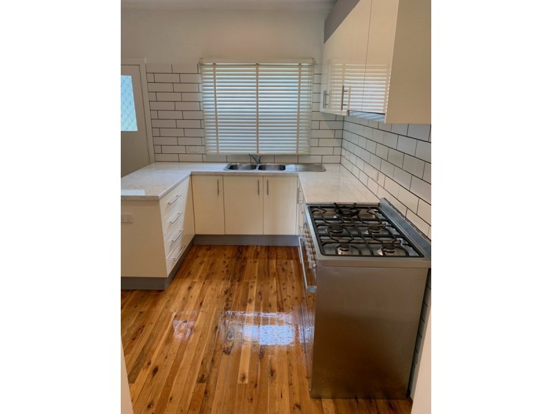 8 Girra Road, Blacktown NSW 2148