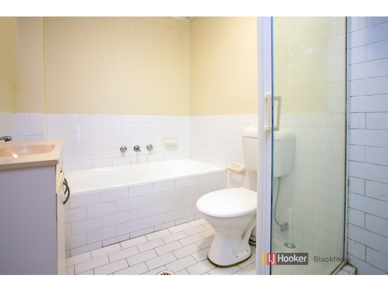 25/25-27 Fourth Avenue, Blacktown NSW 2148