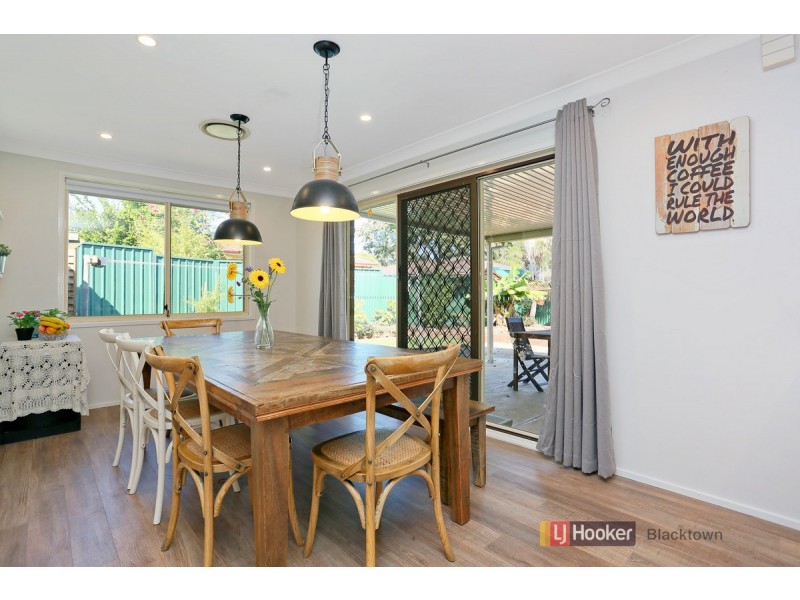 18 Carly Place, Quakers Hill NSW 2763