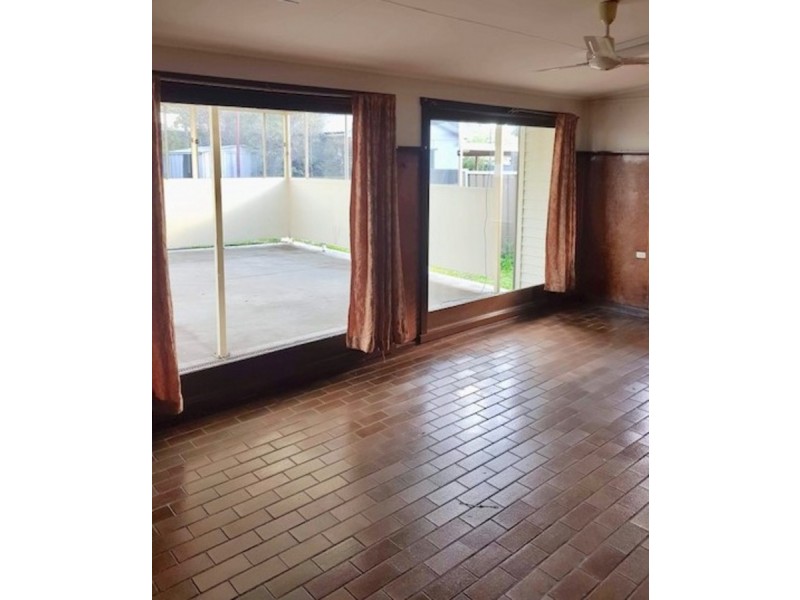 4 Irelands Road, Blacktown NSW 2148