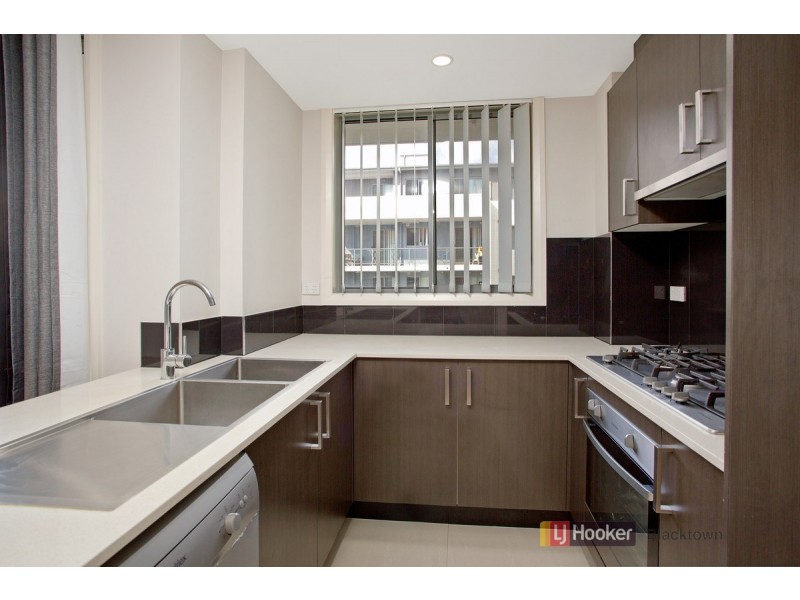 201/8C Myrtle Street, Prospect NSW 2148