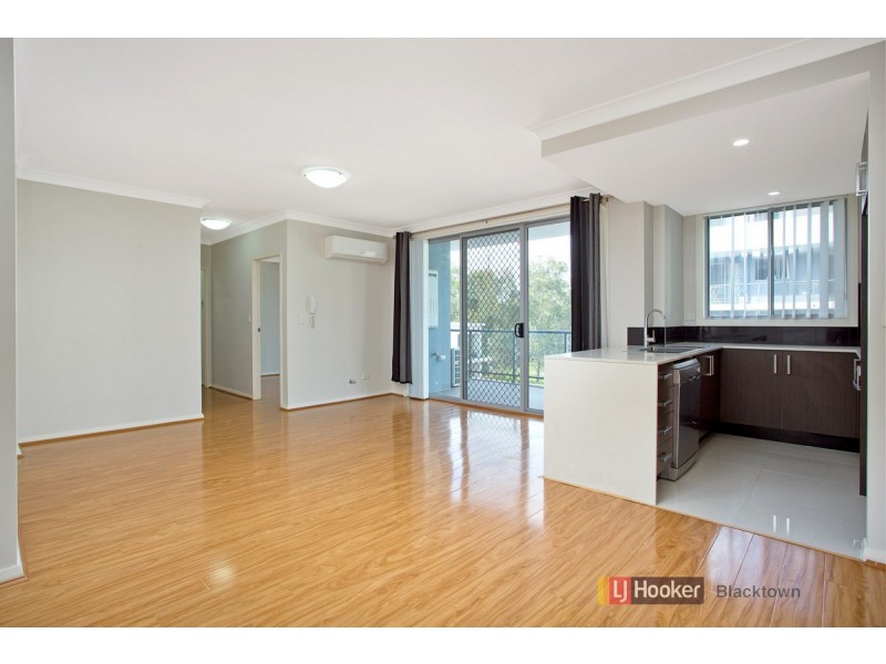 201/8C Myrtle Street, Prospect NSW 2148