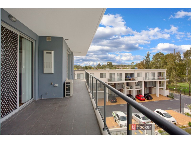 201/8C Myrtle Street, Prospect NSW 2148