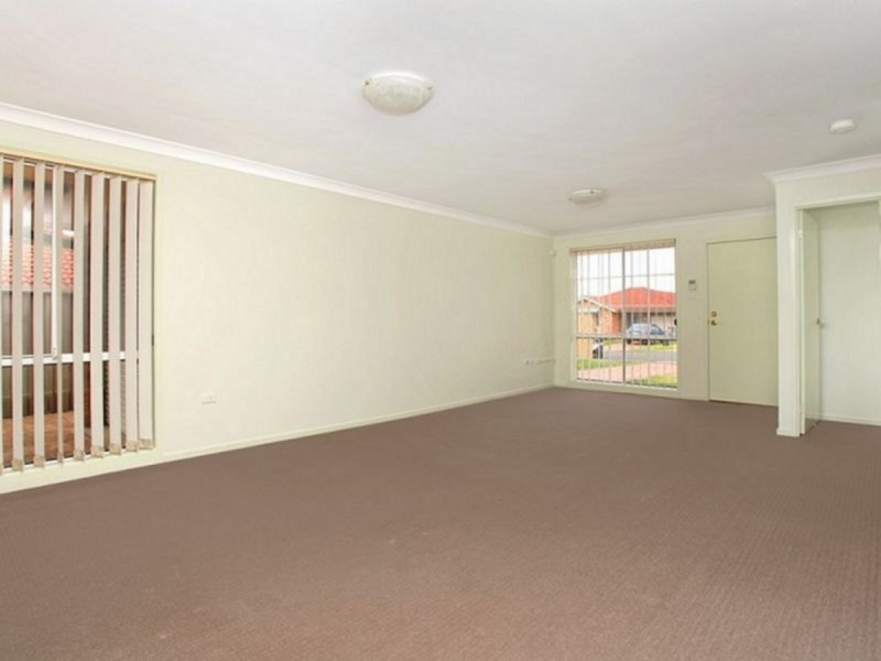 18 Glenview Grove, Glendenning NSW 2761