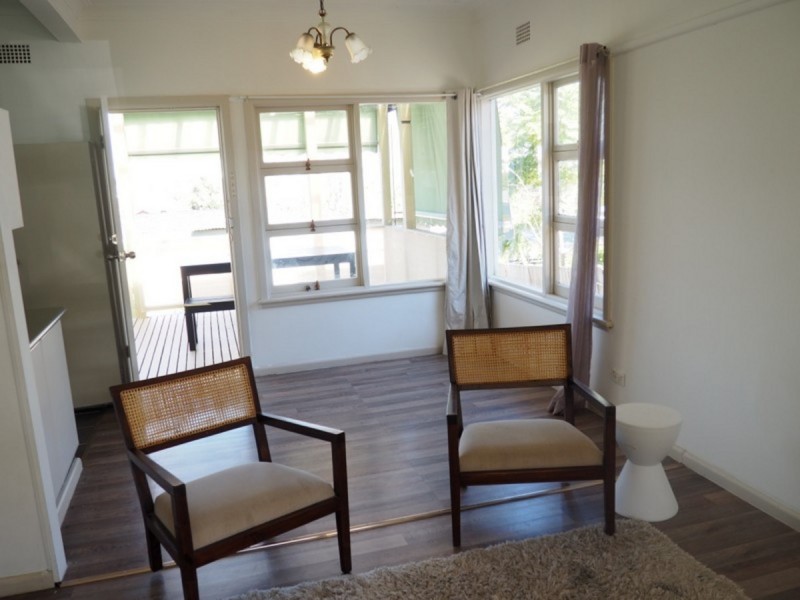 8 Hunter Street, Blacktown NSW 2148