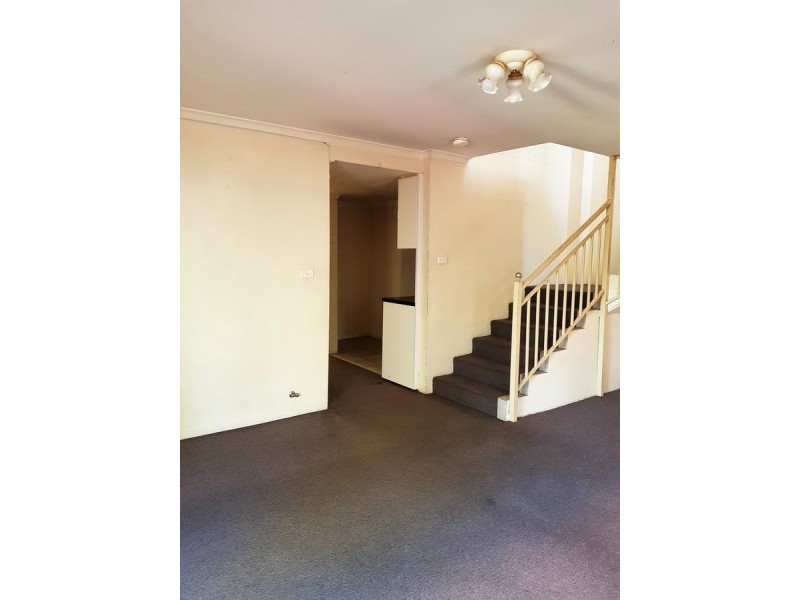 1/8-10 Fourth Avenue, Blacktown NSW 2148