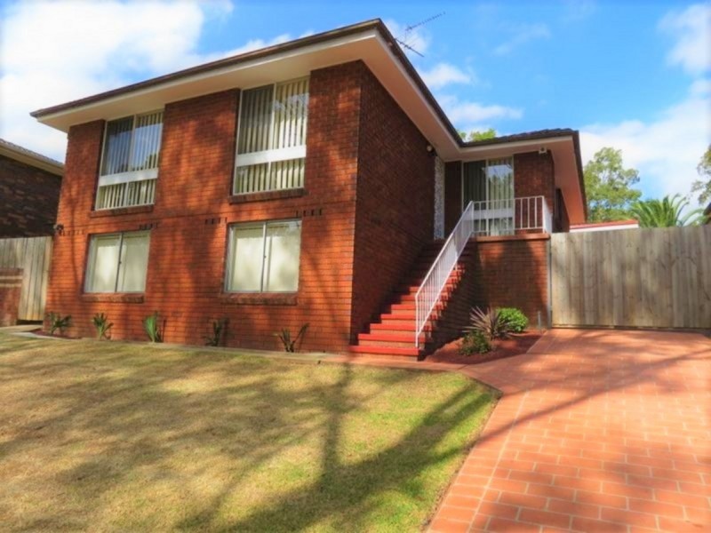 208 Madagascar Drive, Kings Park NSW 2148