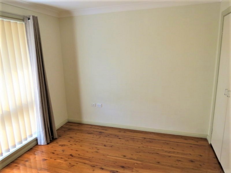 208 Madagascar Drive, Kings Park NSW 2148