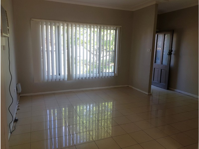 27 Curran Road, Marayong NSW 2148