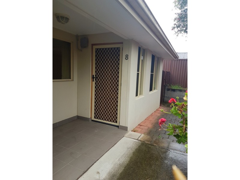 8/82 Balmoral Street, Blacktown NSW 2148