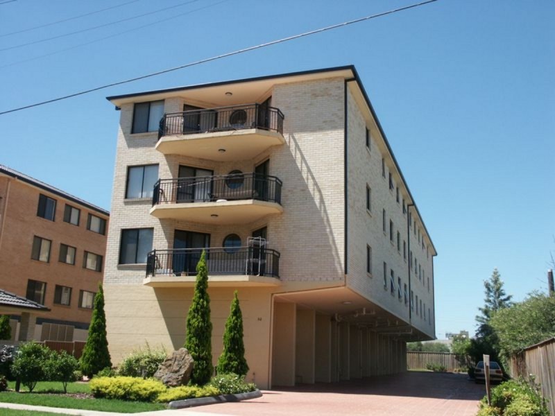 3/32 Fourth Avenue, Blacktown NSW 2148