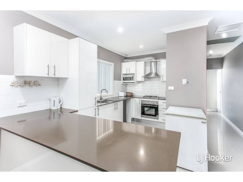 29 Moffatt Drive, Lalor Park NSW 2147