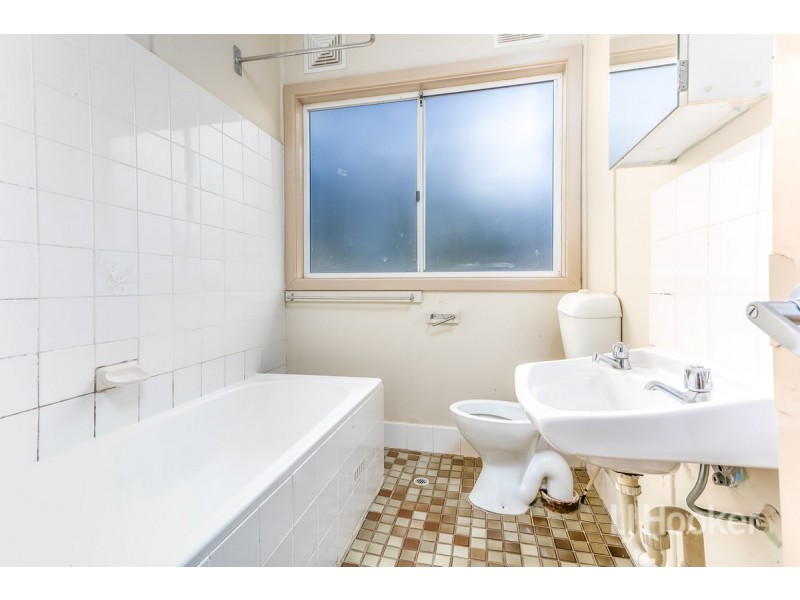 9 Funda Crescent, Lalor Park NSW 2147