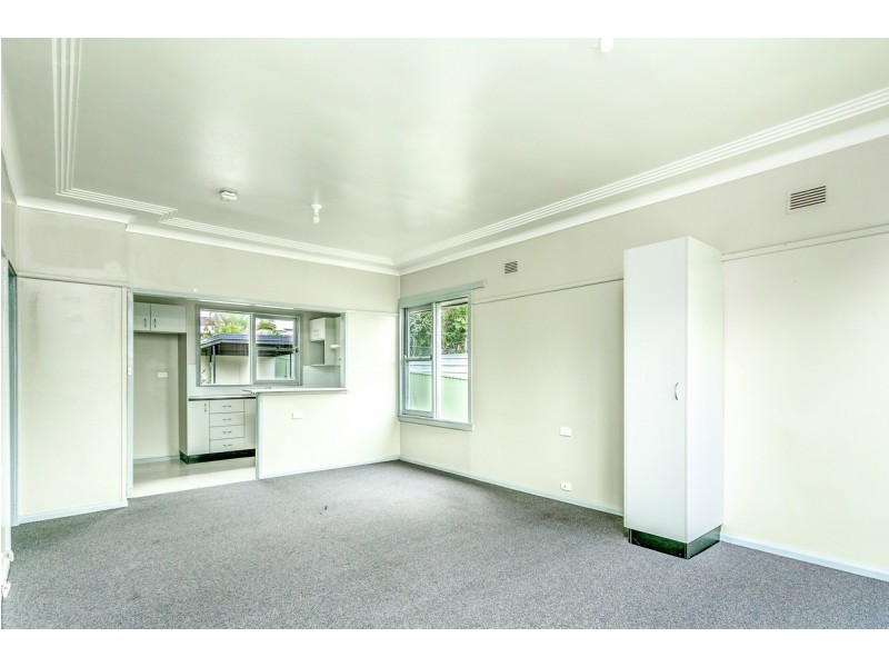 12 Funda Crescent, Lalor Park NSW 2147