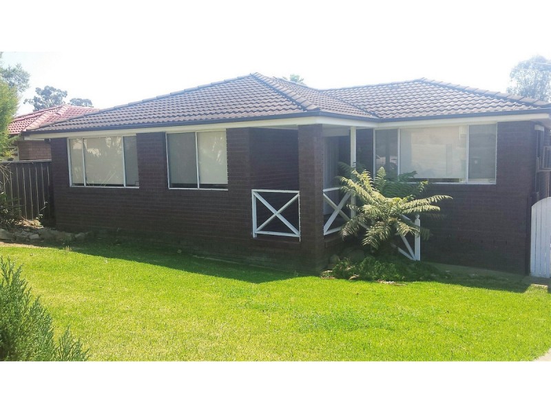 2 Coogan Place, Dean Park NSW 2761