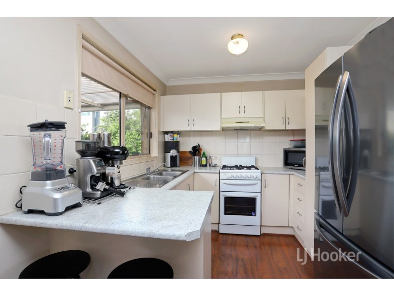 30 Sperring Avenue, Oakhurst NSW 2761