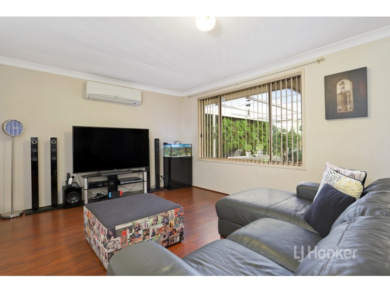 30 Sperring Avenue, Oakhurst NSW 2761