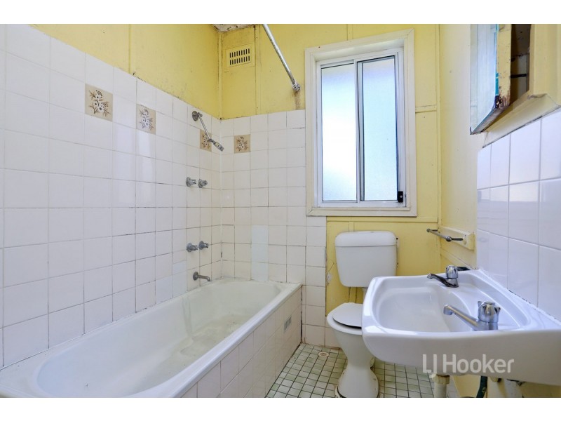 7 Eyre Street, Lalor Park NSW 2147