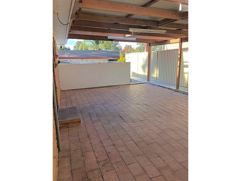 77 Kolodong Drive, Quakers Hill NSW 2763