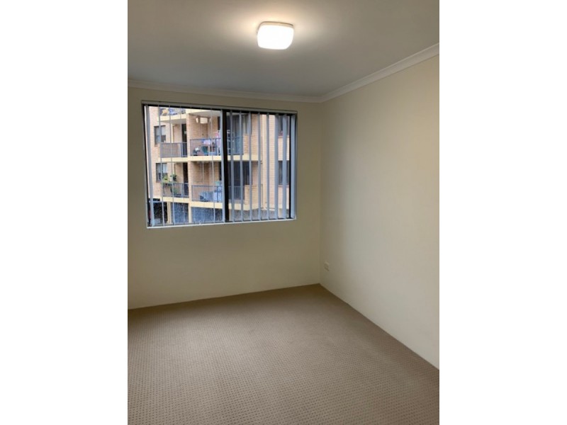 16/5 Griffiths Street, Blacktown NSW 2148